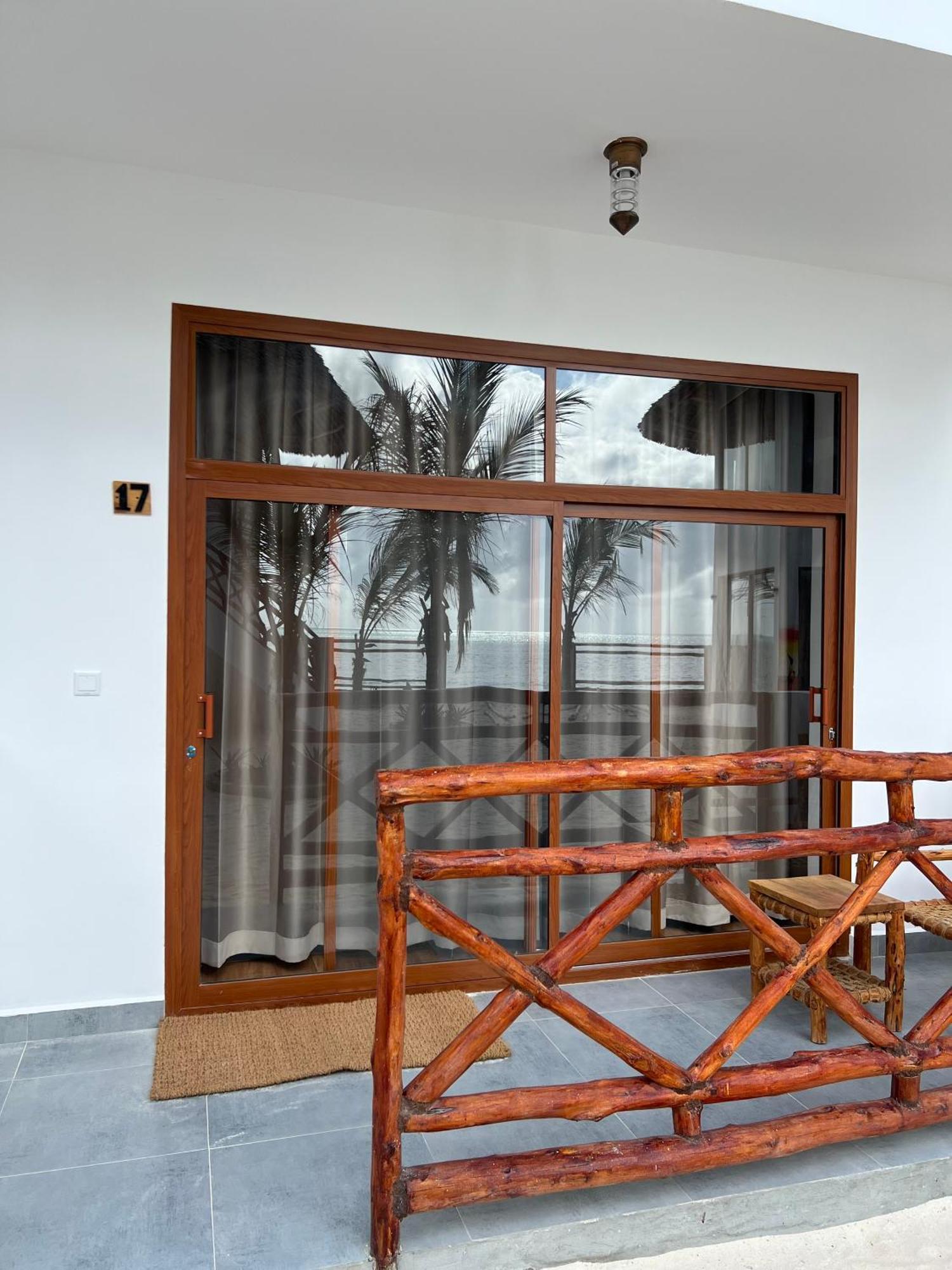 S&S Hotel Jambiani  Exterior photo